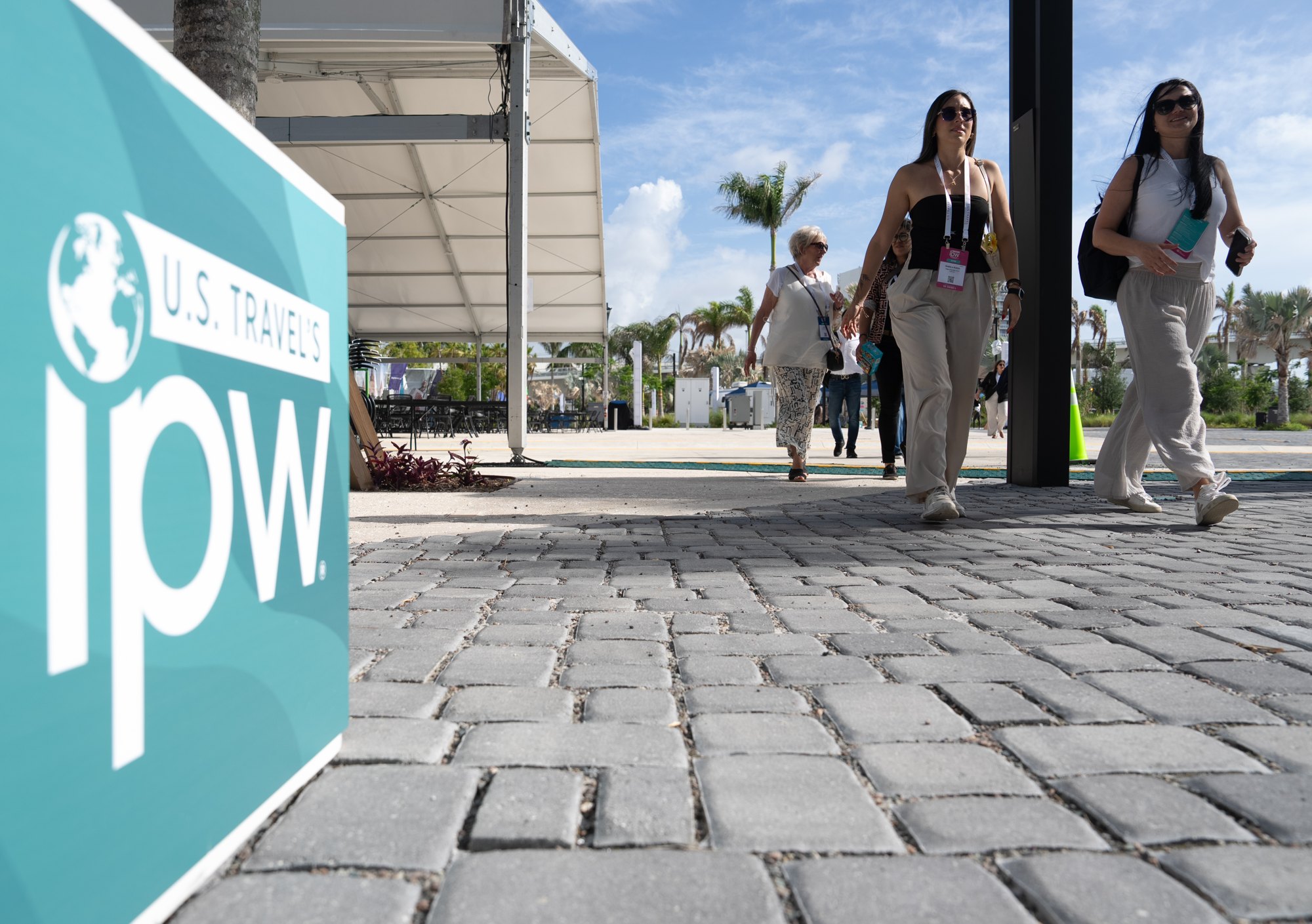 Event signage and environmental graphics at IPW 2026